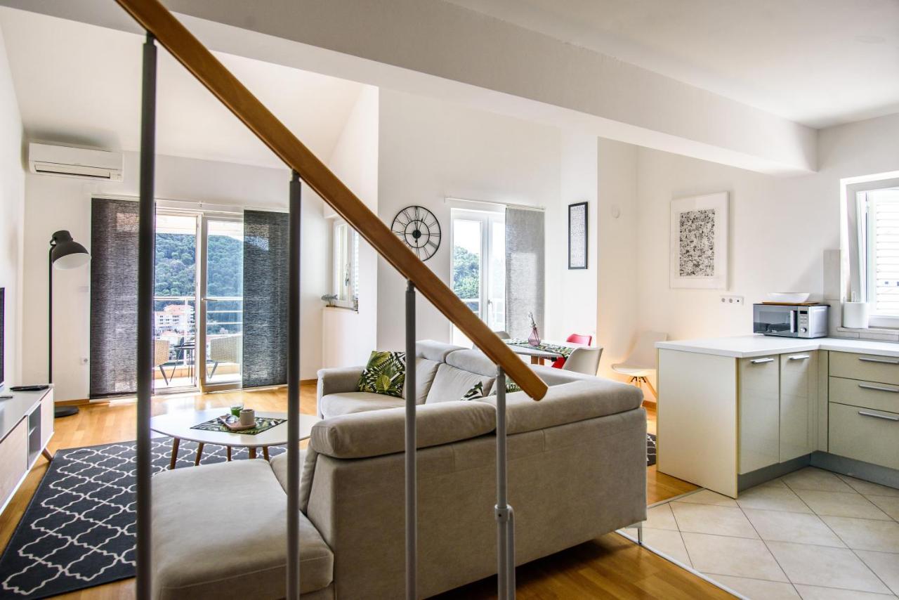 Summer Night Apartment By Duhomes Ragusa Esterno foto