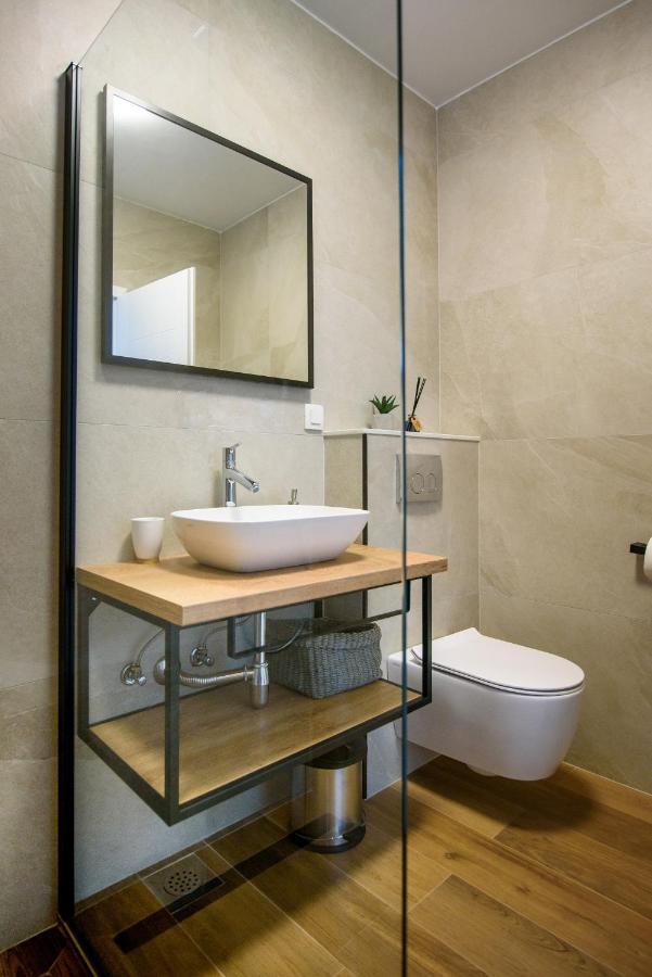 Summer Night Apartment By Duhomes Ragusa Esterno foto